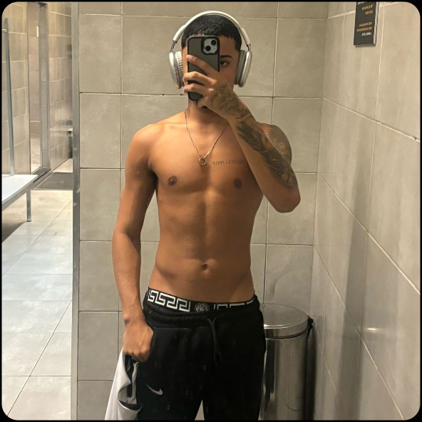 João acompanhante masculino Rio de Janeiro RJ - 02