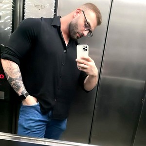 Macho acompanhante masculino Curitiba/Joinville SC_01