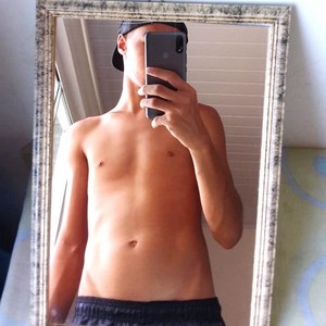 Nerd Carioca acompanhante masculino Magé RJ_07