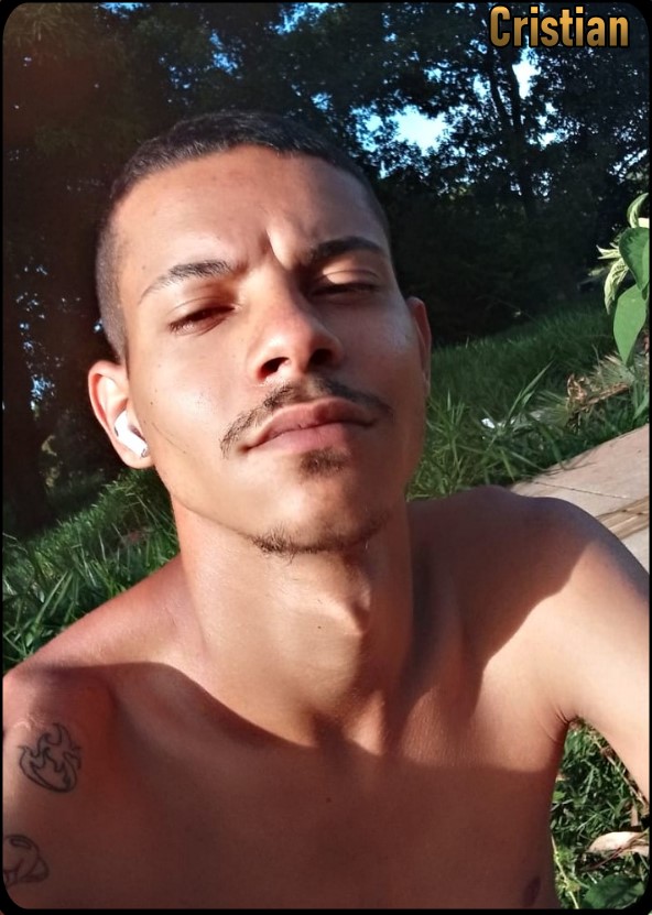 Cristian Dias garoto de programa, garoto do job, acompanhante masculino Anápolis GO - 01
