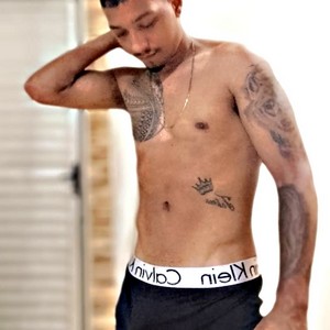 Italo garoto de programa, garoto do job, acompanhante masculino Viana ES_02