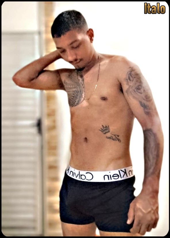Ítalo garoto de programa, garoto do job, acompanhante masculino Viana ES - 01