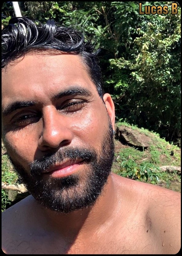 Lucas B garoto de programa, garoto do job, acompanhante masculino Guarujá SP - 01