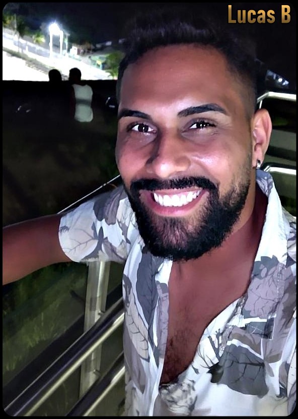 Lucas B garoto de programa, garoto do job, acompanhante masculino Guarujá SP - 02