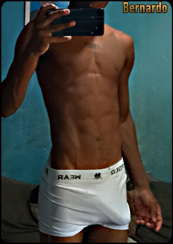 Bernando garoto de programa, garoto do job, acompanhante masculino Niterói RJ - 01